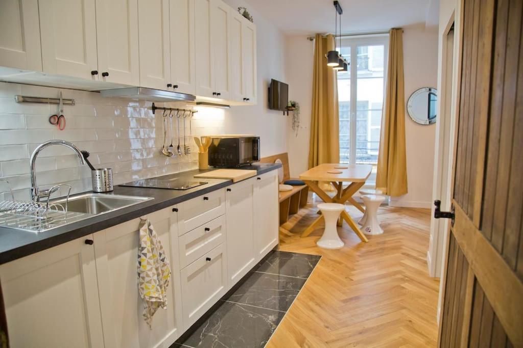 Fully Renovated Historic Apt In Heart Mouffetard Париж Екстер'єр фото